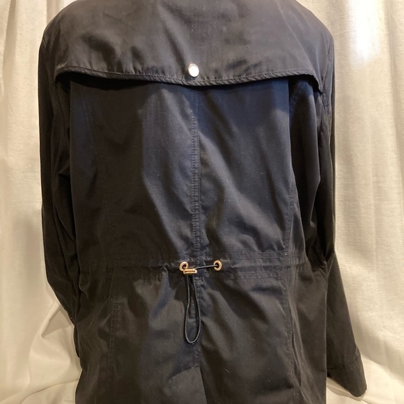 Lands End Black and Gold light weight utility jacket - Picture 2 of 7